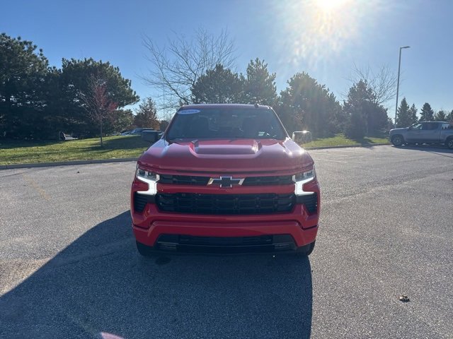 2022 Chevrolet Silverado 1500 RST photo 2