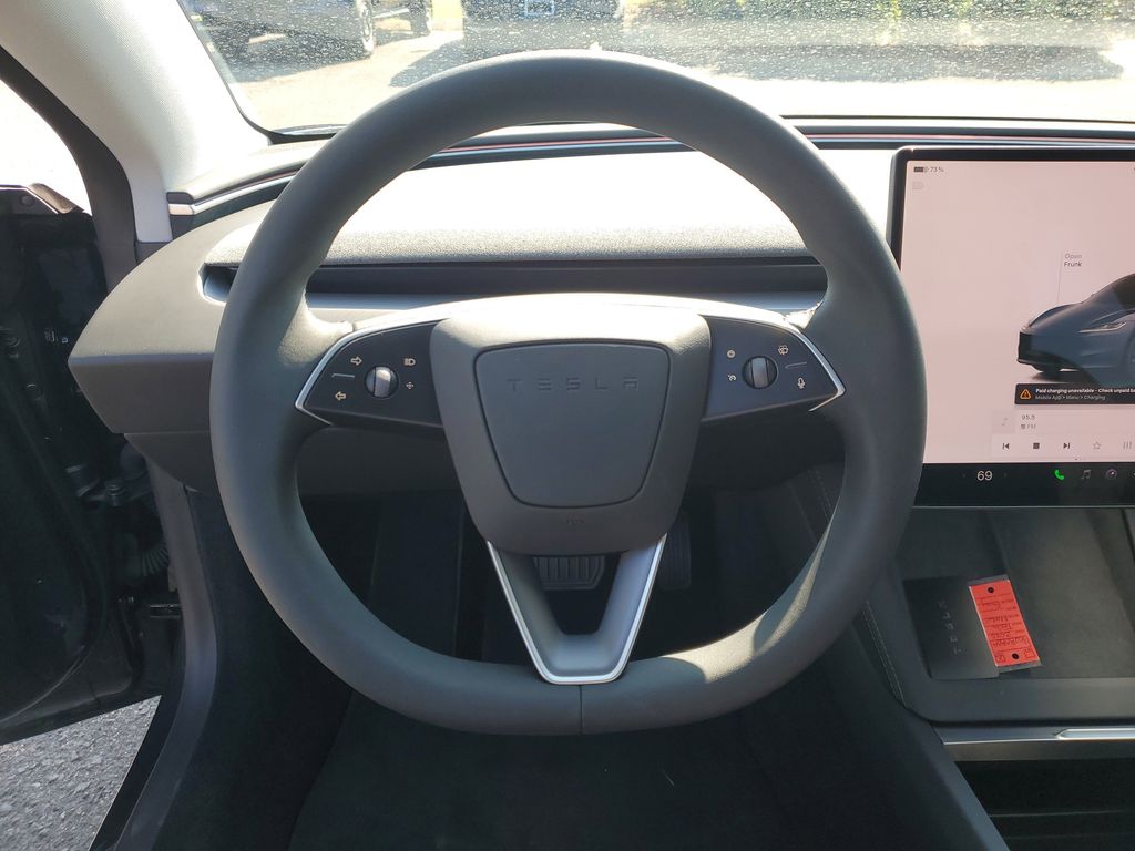 2025 Tesla Model 3 Long Range photo 18