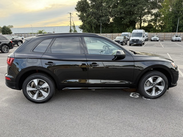 2025 Audi Q5 40 Premium Plus photo 6