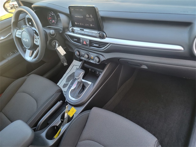 2023 Kia Forte LXS photo 18