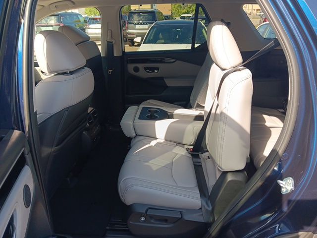 2025 Honda Pilot Touring photo 15