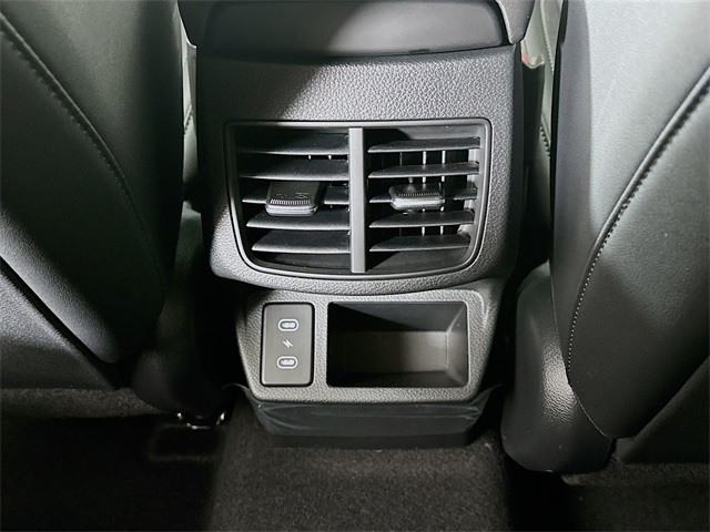 2024 Kia Seltos X-Line photo 22