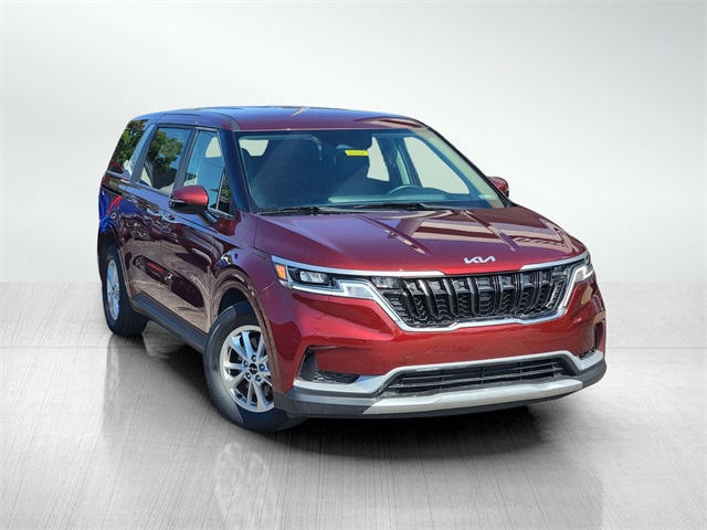 2023 Kia Carnival LX photo 2