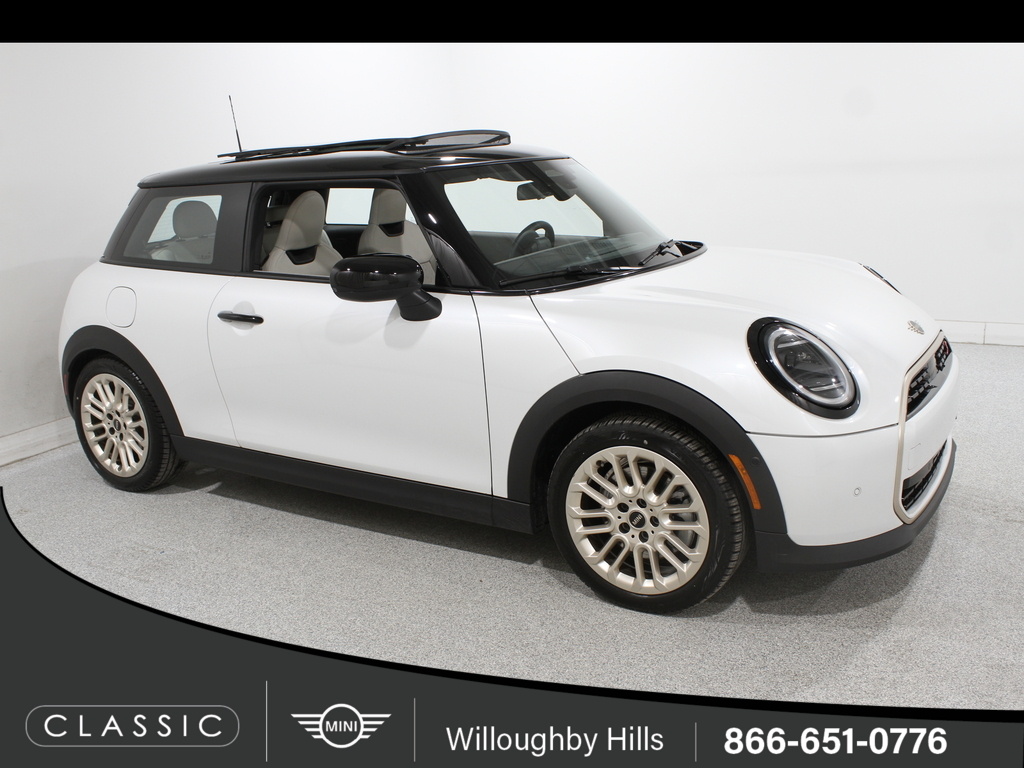 2025 MINI Hardtop 2 Door S's photo
