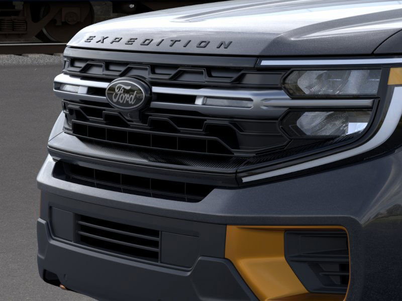 2025 Ford Expedition photo 13