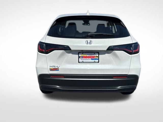 2025 Honda HR-V LX photo 4