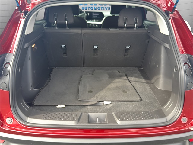 2025 Chevrolet Trax LS photo 15
