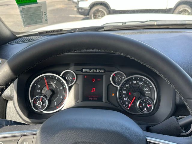 2025 Ram 2500 Big Horn photo 22