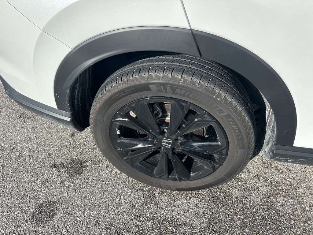 2024 Honda CR-V Sport Touring photo 9