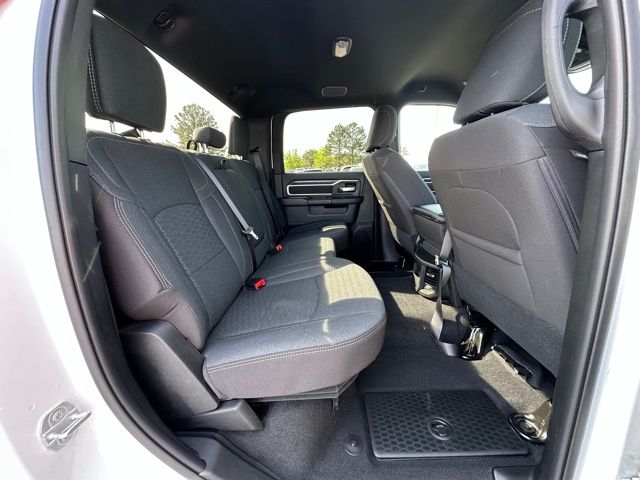 2025 Ram 2500 Big Horn photo 28