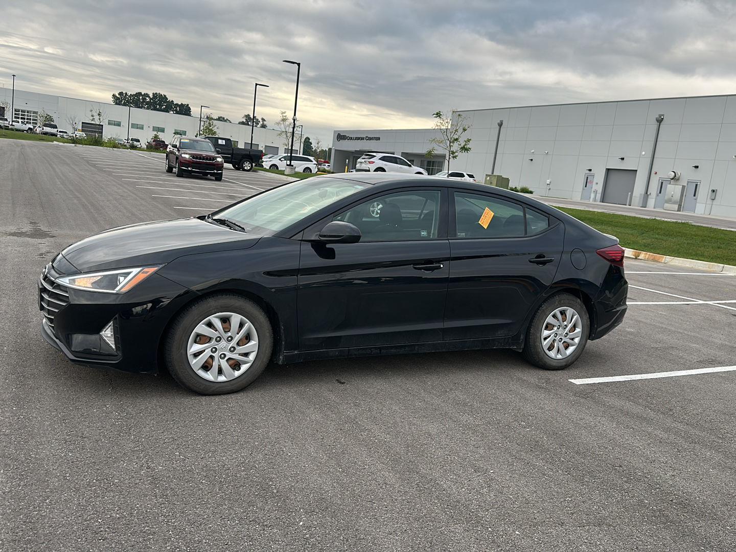Used 2019 Hyundai Elantra SE with VIN 5NPD74LF6KH437060 for sale in Kansas City