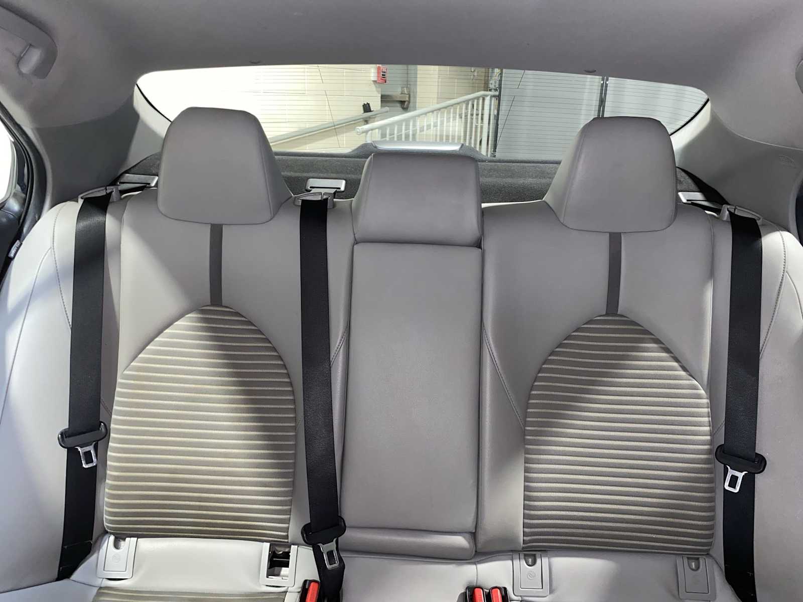 2018 Toyota Camry SE photo 20