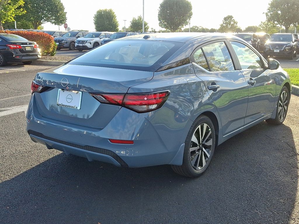 2025 Nissan Sentra SV photo 4