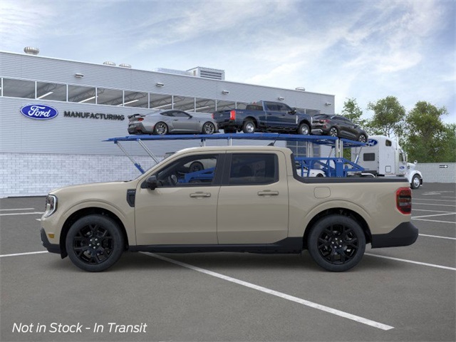 2025 Ford Maverick Lariat photo 2