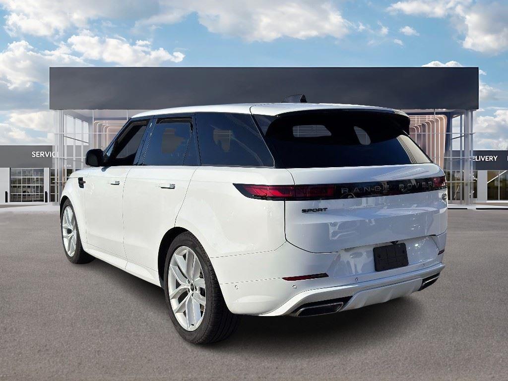 2023 Land Rover Range Rover Sport SE photo 4
