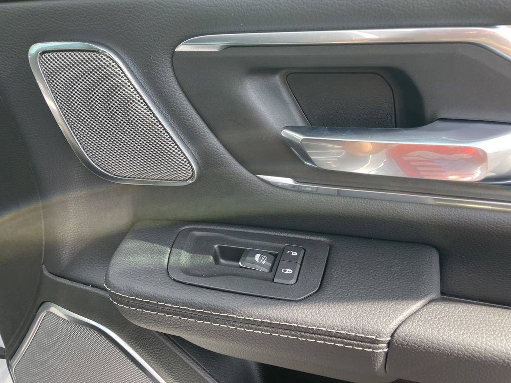 2026 Ram 1500 Laramie photo 34
