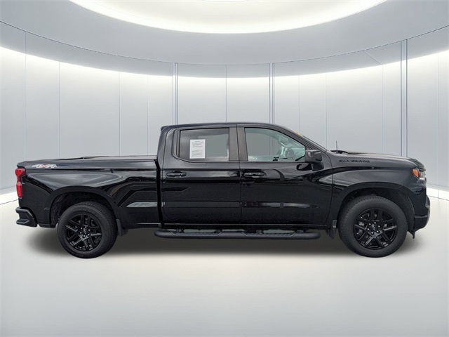 2023 Chevrolet Silverado 1500 RST photo 4