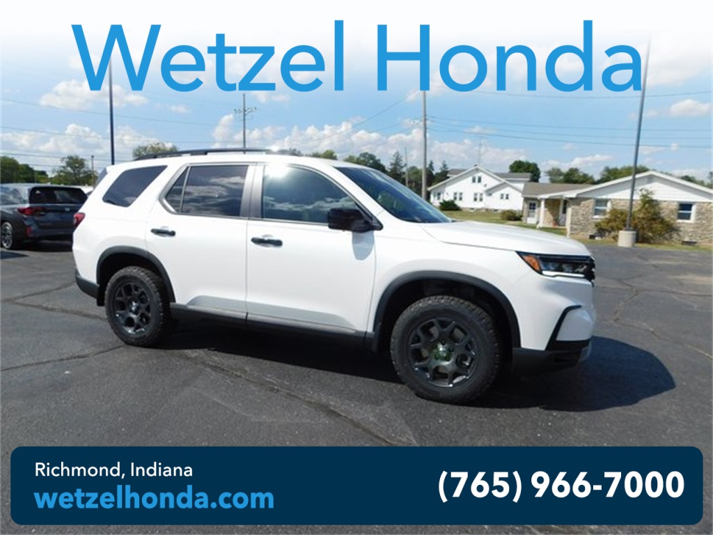 2025 Honda Pilot TrailSport's photo