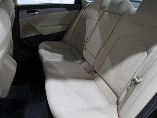 2018 Hyundai Sonata SEL photo 16