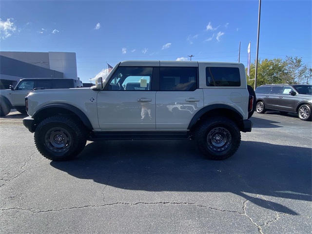 2025 Ford Bronco Outer Banks photo 5