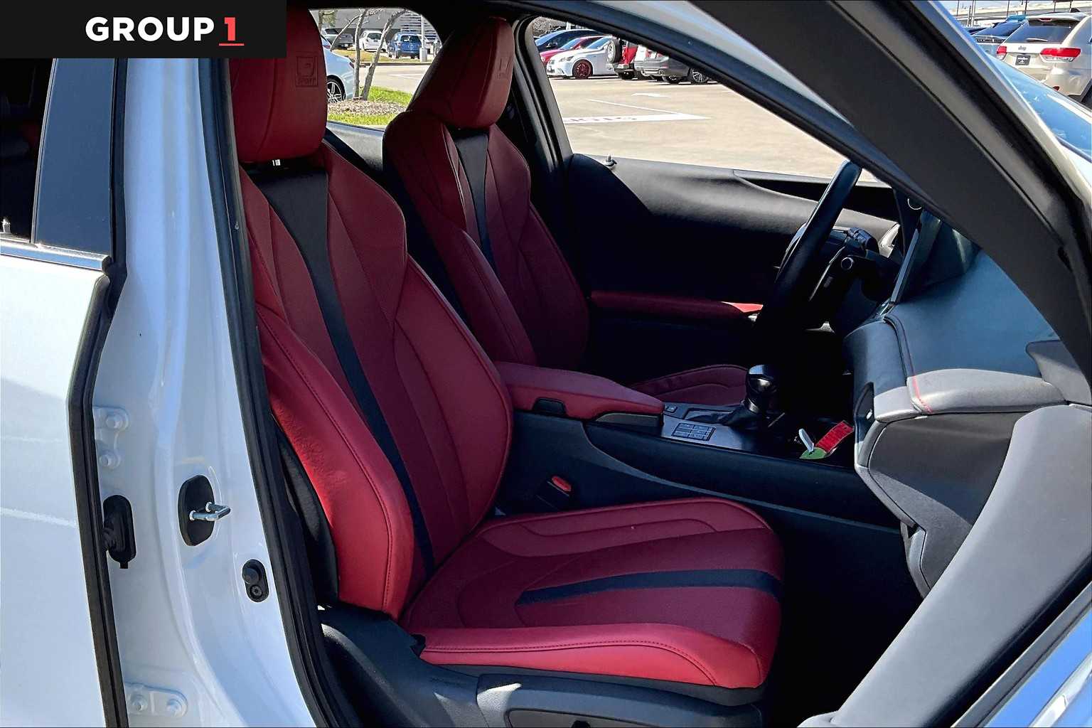 2023 Lexus UX 250h F SPORT Handling photo 7