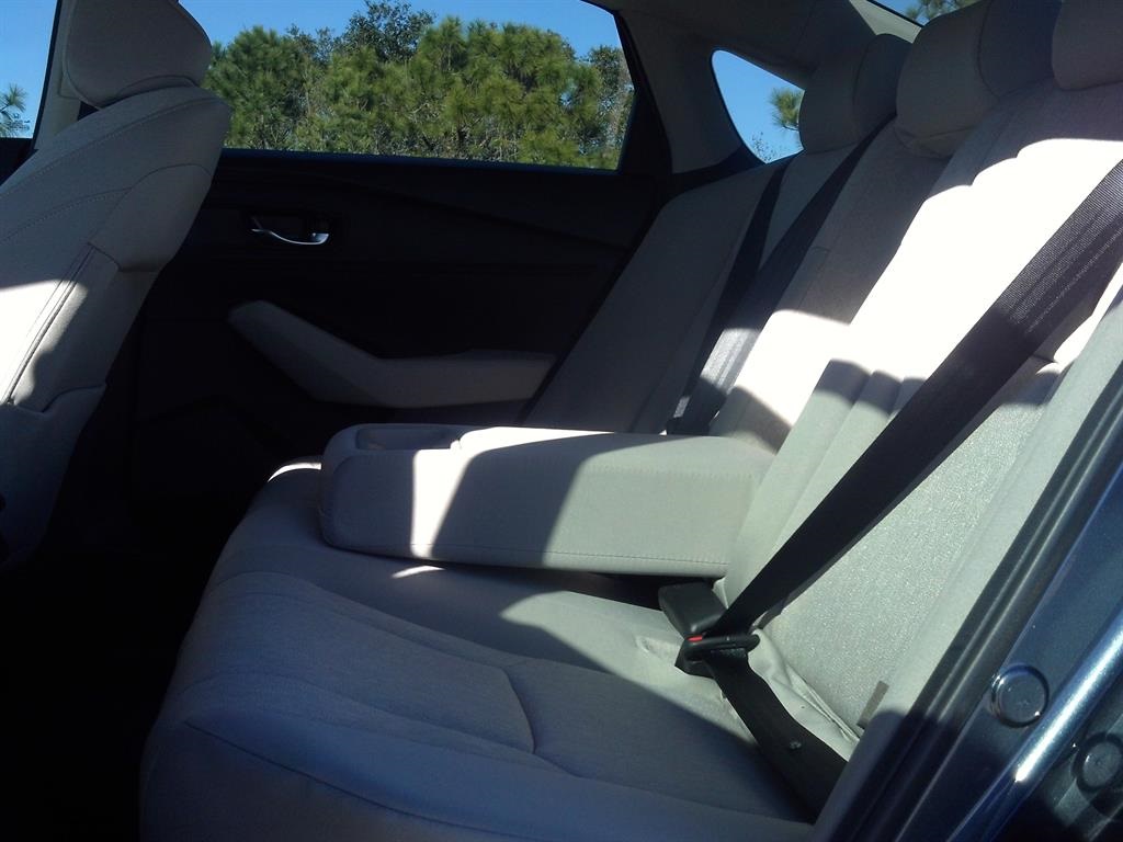 2025 Honda Accord SE photo 14