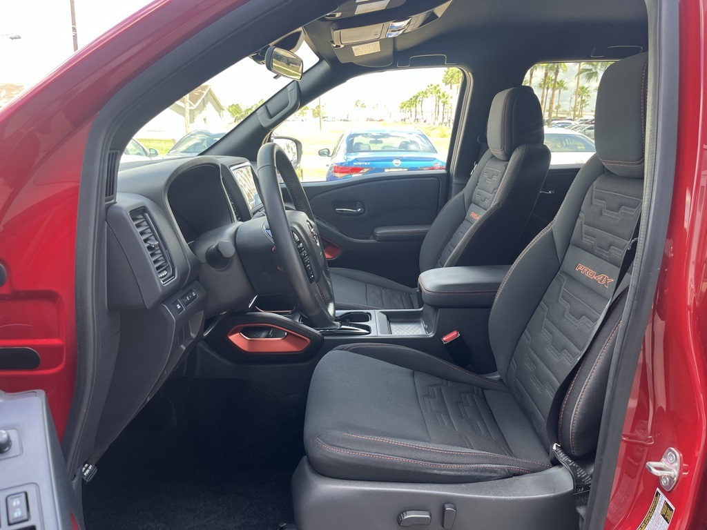 2023 Nissan Frontier PRO-4X photo 13