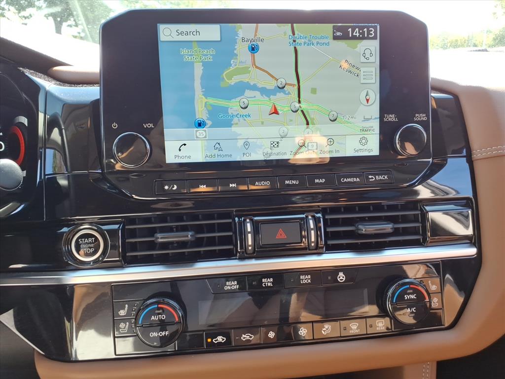 2023 Nissan Pathfinder Platinum photo 19