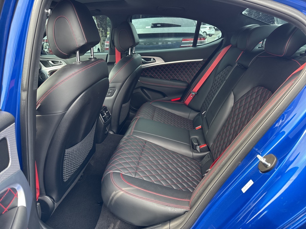 2022 Genesis G70 3.3T photo 38