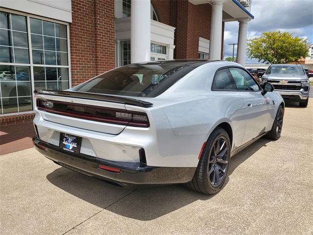 2024 Dodge Charger R/T Scat Pack photo 5