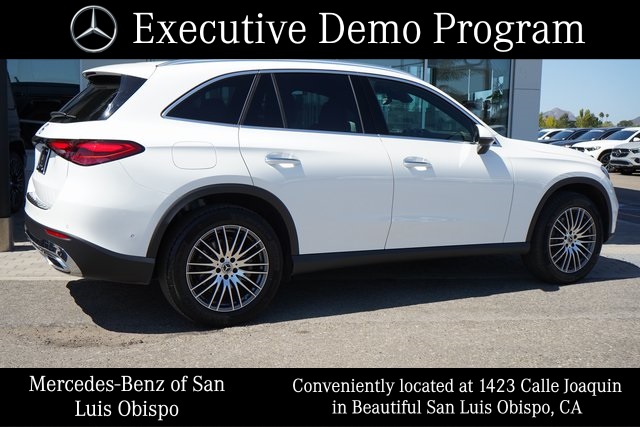 2025 Mercedes Benz GLC 300 photo 7