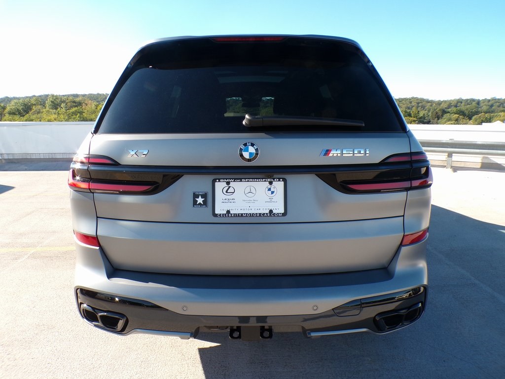 2026 Bmw X7 M60i photo 3
