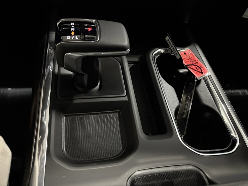 2025 Chevrolet Silverado 1500 LT Trail Boss photo 17