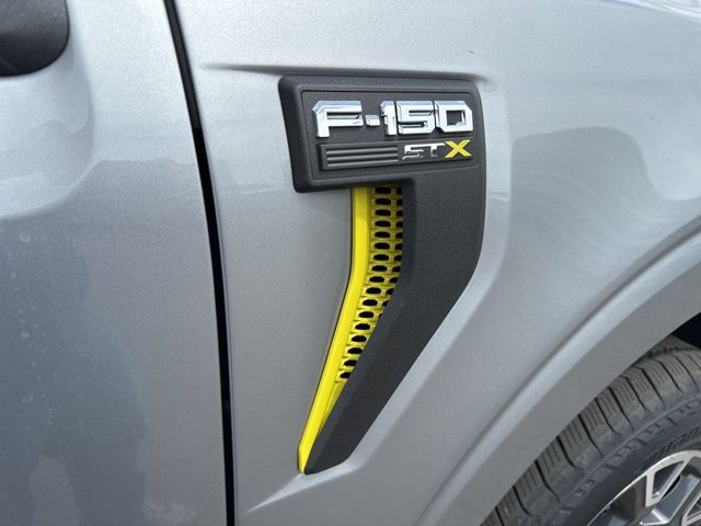 2025 Ford F-150 STX photo 38