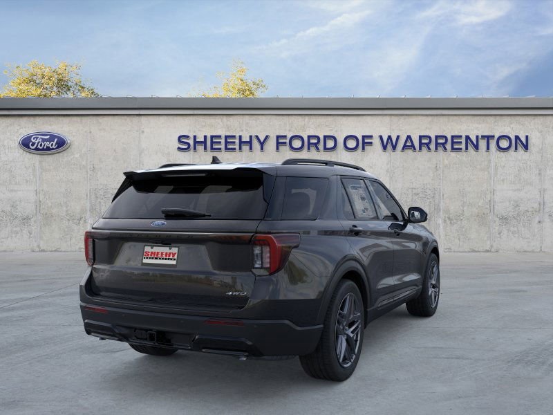 2025 Ford Explorer ST-Line photo 4
