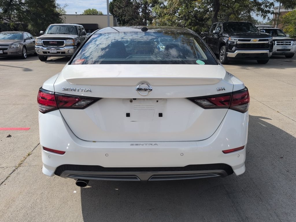 2021 Nissan Sentra SR photo 3