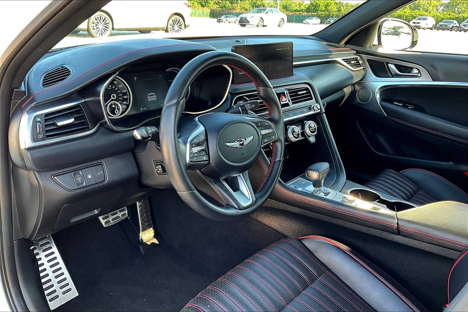 2023 Genesis G70 3.3T photo 15
