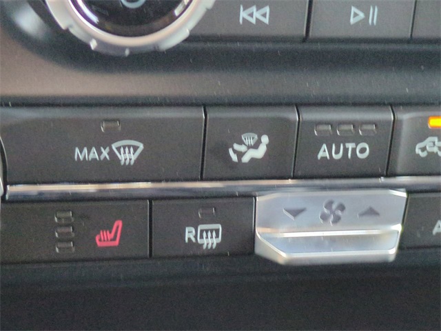 2025 Ford F-150 XLT photo 19