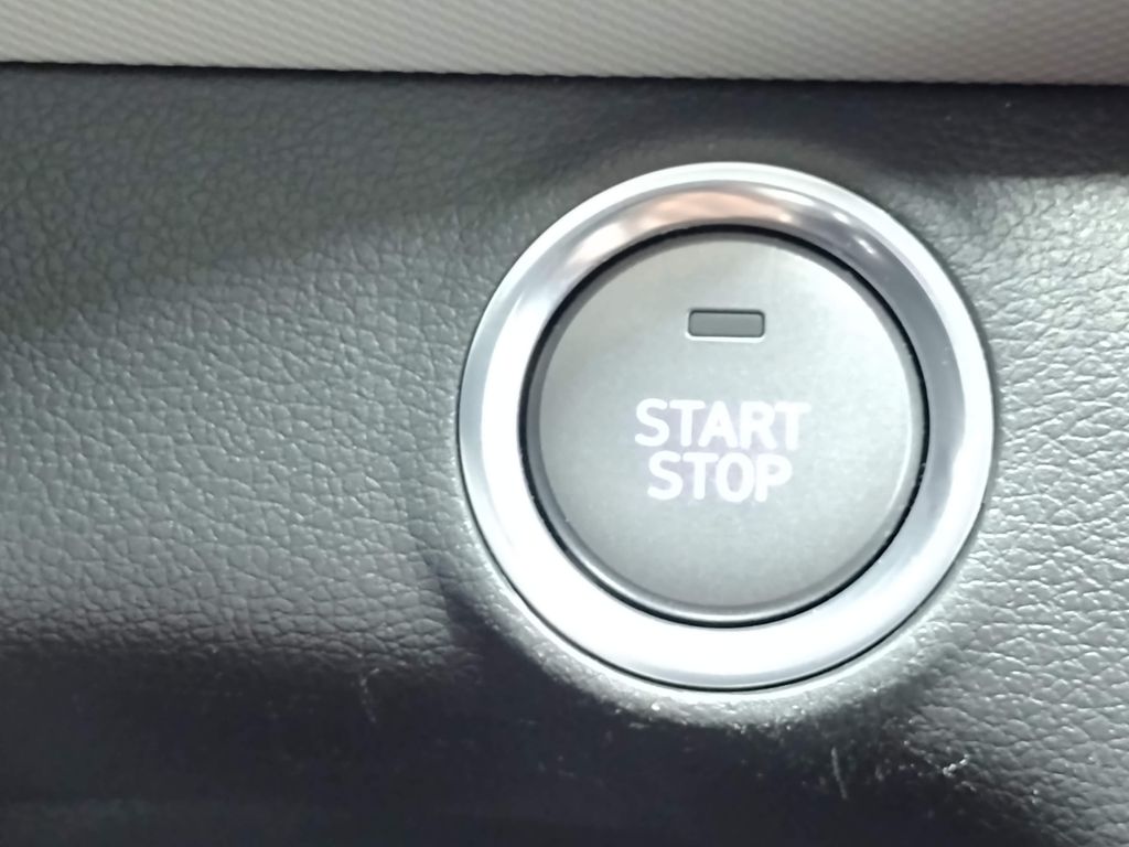 2020 Hyundai Ioniq Electric SE photo 29