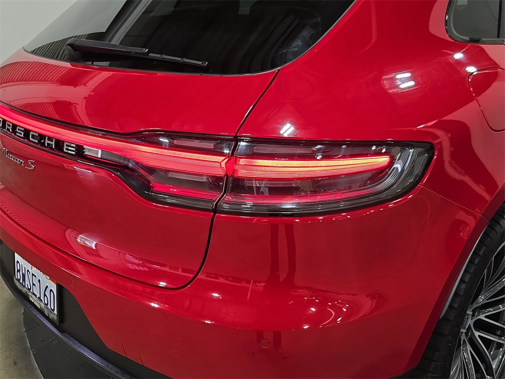 2021 Porsche Macan S photo 29