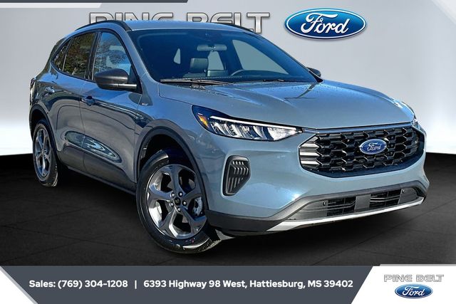 2026 Ford Escape ST-Line's photo