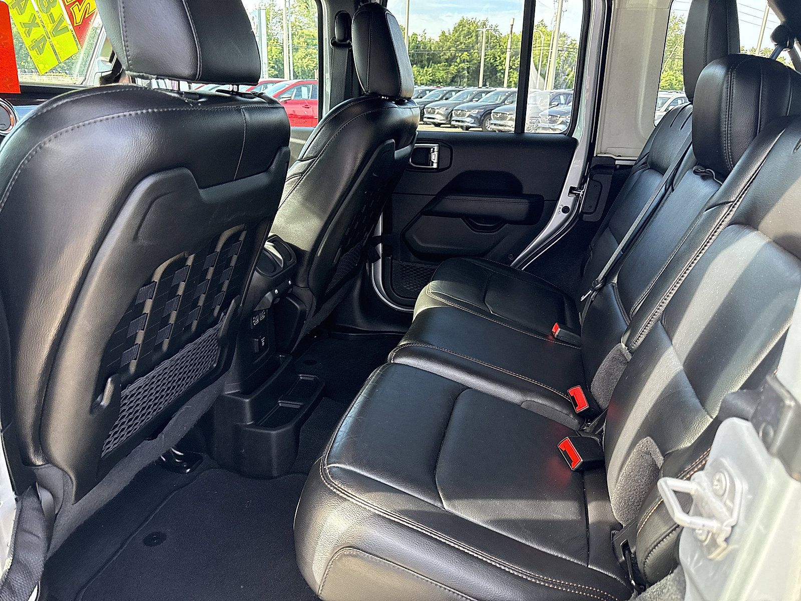 2023 Jeep Wrangler Rubicon 392 photo 13