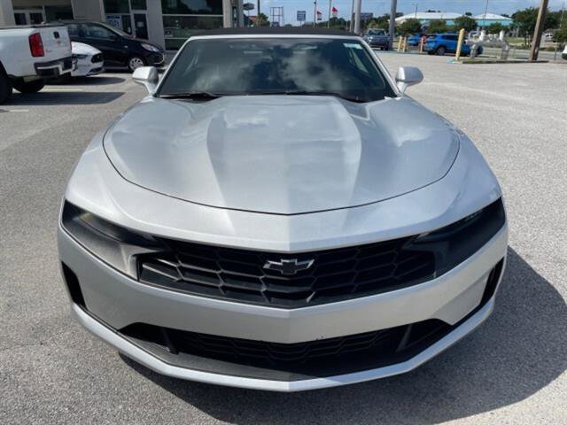 2019 Chevrolet Camaro 1LS 1LT photo 2