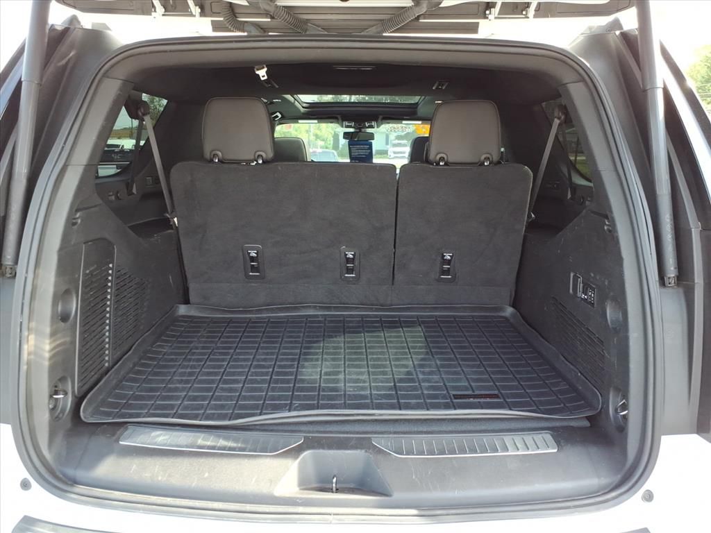 2022 CHEVROLET SUBURBAN - Image 14