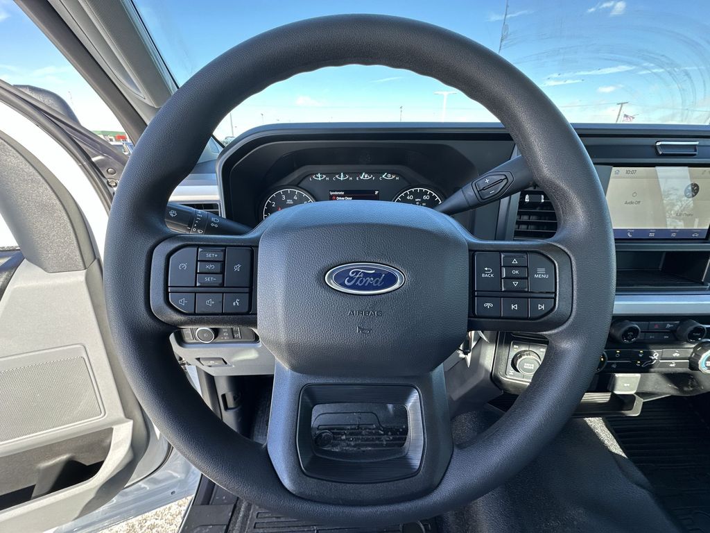 2025 Ford F-250 XLT photo 15