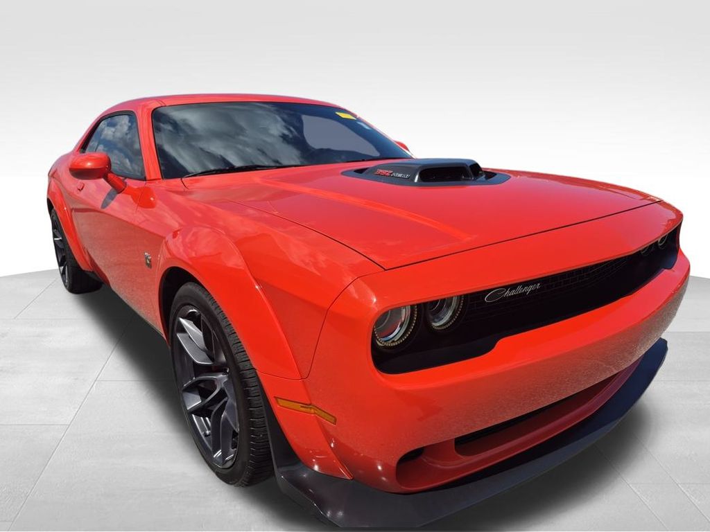 2022 Dodge Challenger R/T Scat Pack Widebody photo 6