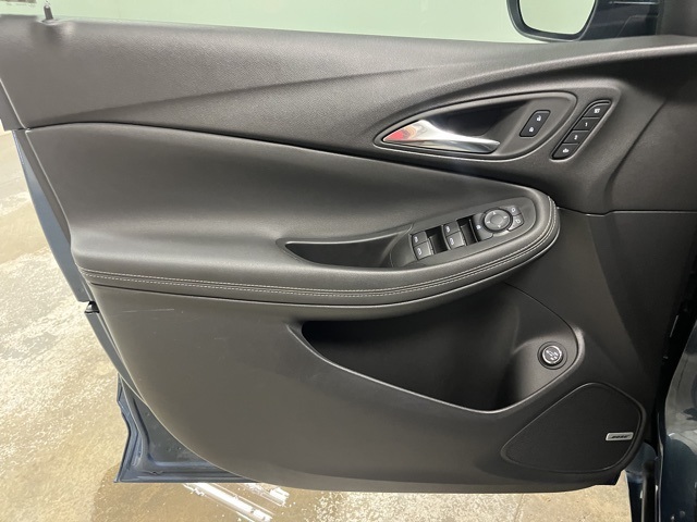 2024 Buick Encore GX Avenir photo 17