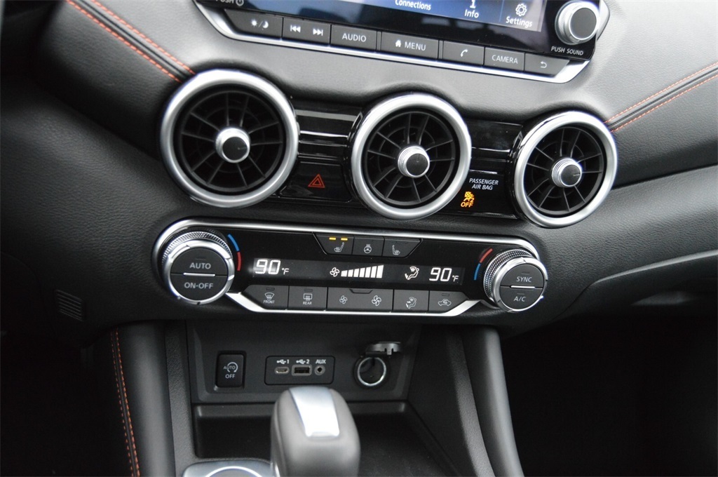 2025 Nissan Sentra SR photo 28