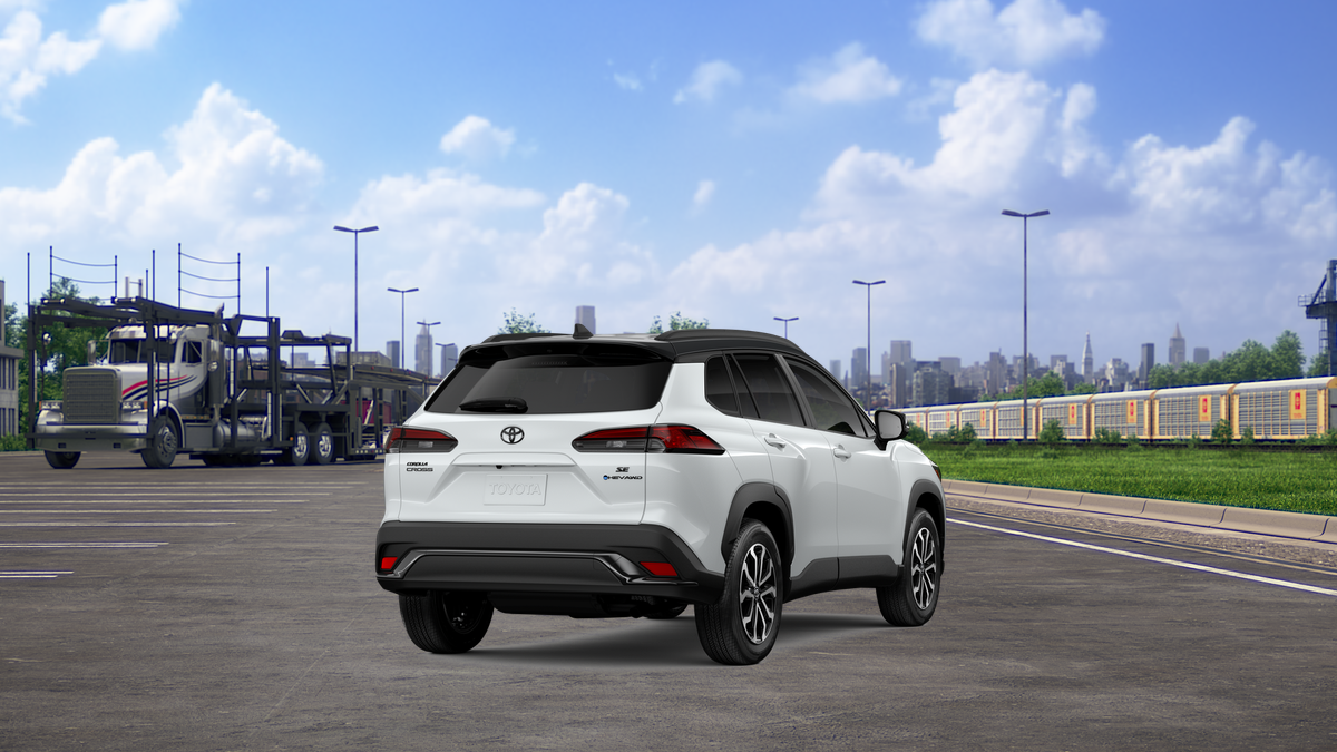 2026 Toyota Corolla Cross Hybrid SE photo 9