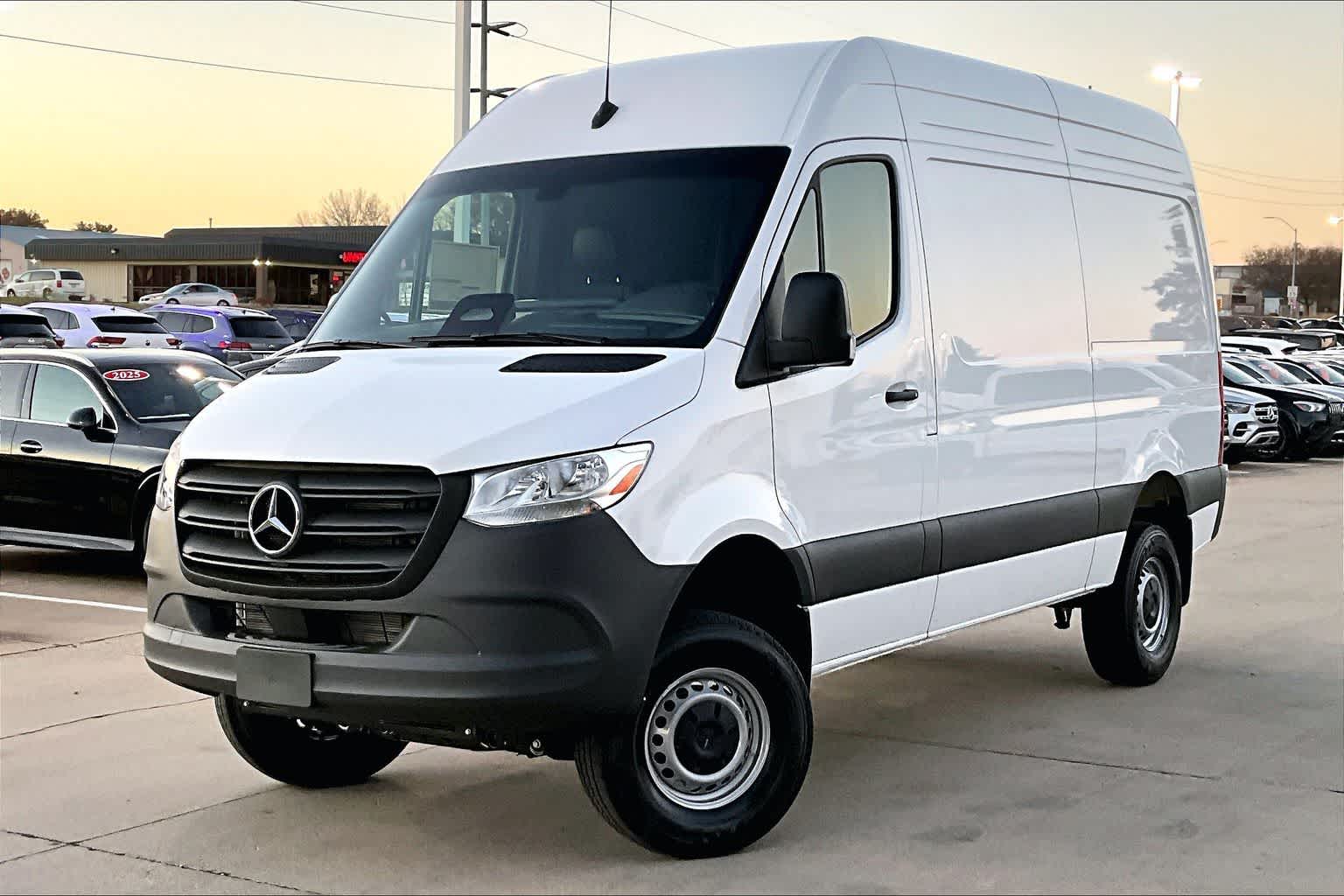 2026 Mercedes-Benz Sprinter Cargo Van Base's photo